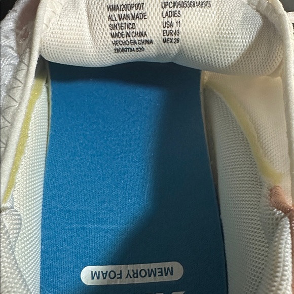 Women's White and Pink Avia o2 Air Memory Foam Athletic Shoes - Picture 6 of 6